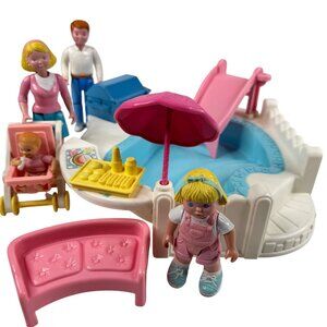 Fisher Price Loving Family Dream Dollhouse Swimming Pool Slide BBQ Pit 1995 VTG